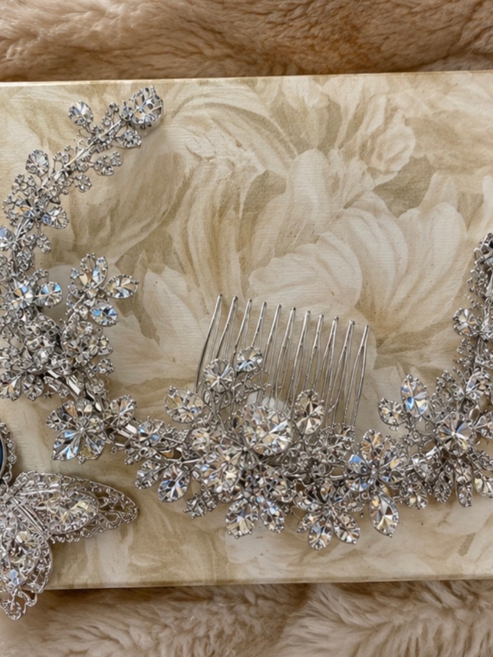 Wedding hair clip